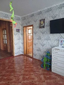 Продається затишний будинок з ремонтом в Богодухові
