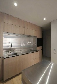 Продаж квартири з преміальним ремонтом вул Столичне шосе Видубичі Київ