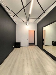 Сдам офис, шоу-рум, салон, 24 м, Екатерининская - парк Пале-Рояль