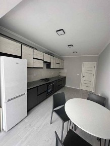 КЛАСНА 1-кім VIP новобуд ГЕРОЇВ МАЙДАНУ (р-н ТЦ ПРОСПЕКТ) повна комплект