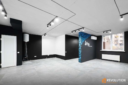 Без%. Продаж комерційного приміщення з ремонтом у центрі Києва