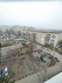 Продаж трьохкімнатної квартири в районі медуніверситета і ринка урожай