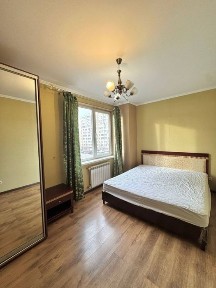 Сдаю в долгосрочную аренду квартиру в современном доме с генератором