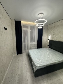 Продам 2-х комнатную квартиру с ремонтом на Сахарова