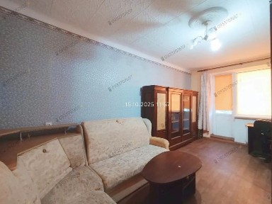 Хорошая 2 х комнатная квартира 2ой этаж на Театральной