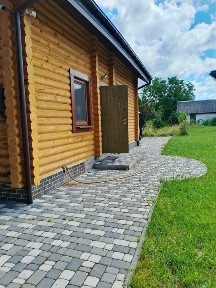 Продаж будинку з банею та діючим бізнесом в селі Іванівка.