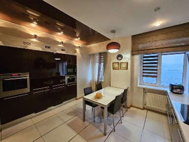 Сдам 4х ком. квартиру с ремонтом в ж/к Дом Крейнина