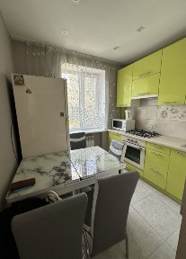 Срочно сдам однокомнатную квартиру !