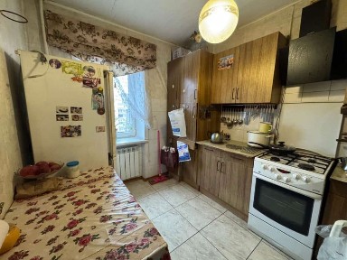 Продаж квартири Гречани ближні