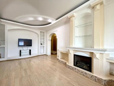 Продаж 3К квартири в Центрі