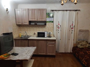 Продам 1к. гостинку, ремонт, свои удобства, Одесская, пер. Зерновой 6\1, 4\5