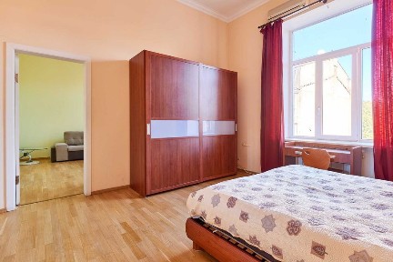 Довготривало роздільна 2 кімнатна, Хрещатик, центр