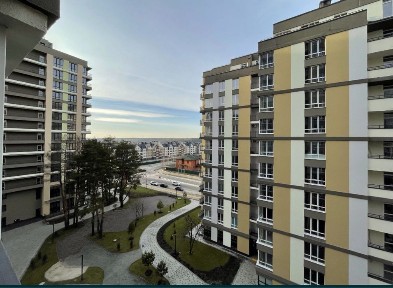 Продам 4 к ЖК Крона парк Без комісії