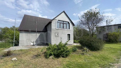 Продається будинок на березі річки у с. Дем'янці