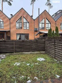 Продажа таунхауса на 1.2 сот, 90 кв. м, 4 комнаты, ул. Лесная