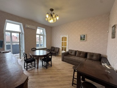 Оренда 2к квартири на вул. Антоновича 26 після ремонту 70м2