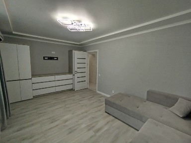 Оренда 3х кімнатної квартири 60м² р-н Саги