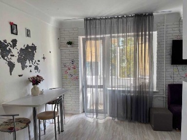 Продаж 2к. кв. вул. Світлицького 13.