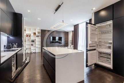 Продаж 6-кімнатної квартири у ЖК Французький квартал 2 з парко місцем