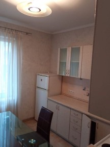 Сдам 1 к квартиру Таирова Небесной Сотни Левитана