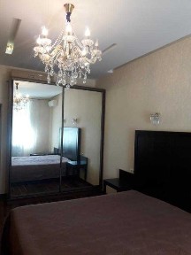 Продам 2-х комнатную Сталинку на пр. Гагарина 16 Среднефонтанская