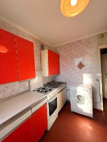 Продам 2 комнатную Ш-образку на Парковой у моря