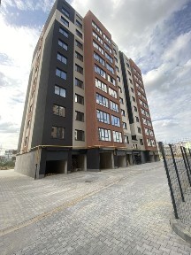 2 кімнатна квартира на Озерній в розстрочку