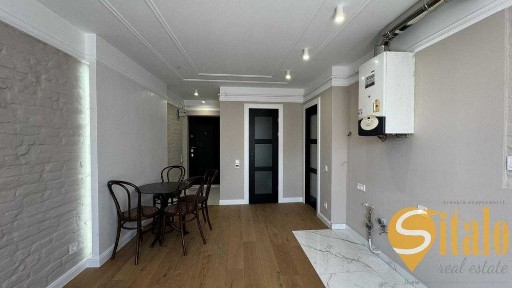 Продаж 1 кімнатної квартири, вулиця Братів Рогатинців, центр