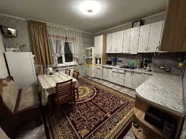 Оренда добротного будинку 140м2 с. Гнідин метро Бориспільська