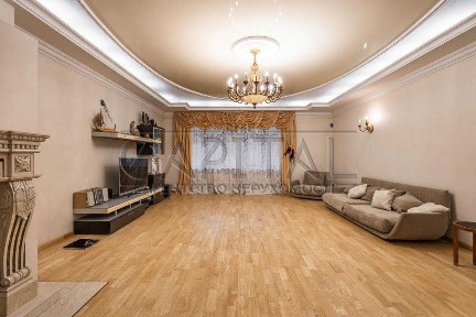 Оренда будинку, Козин, 500м2, 20соток, сауна, автономний