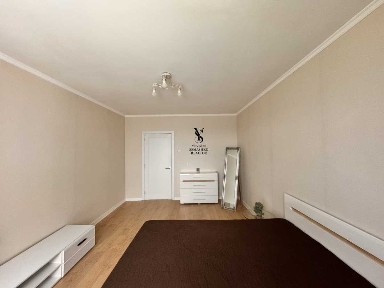 Аренда 1-комнатной квартиры 55 м², Сергея Данченко ул., 3