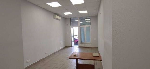 П. Шлях - Магазин на зупинці транспорту! Супер під будь-який бізнес!