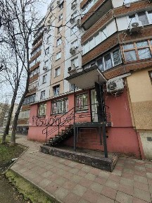 ЭКСКЛЮЗИВ Продам коммерческое помещение на Добровольского/Амазонка.