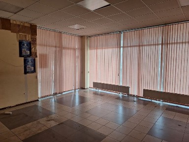 Аренда 35кв. 1й этаж Симферопольский 6