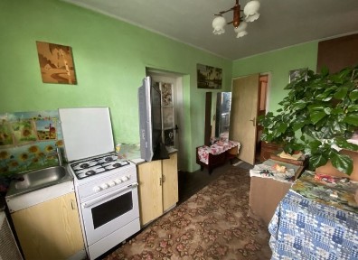 Оренда для одного хлопця, неподалік залізничного вокзалу