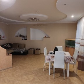 Двокімнатна, Центр, Чудо Маркет.