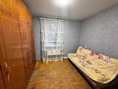 Оренда трикімнатної квартири. Інститут зв'язку.