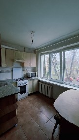 Продаж 1-кімнатної квартири на 2 поверсі, вул. Василя Кучера, 2а