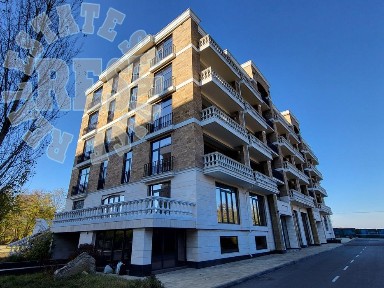 Без% ЦЕНТР ПОДІЛ 200 м. Клубний будинок 