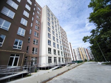 Продаю Видову квартира в зданому будинку Газовий котел. Сертифікат ТАК