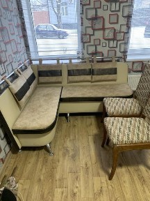 Оренда будинку в центрі з заїздом для авто