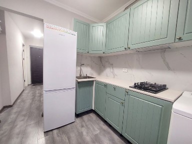 1 квартира проспект ( рн. спортоварів)