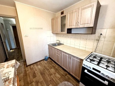 Срочно продам 1к кв/Водопой-Листопадова 1-А