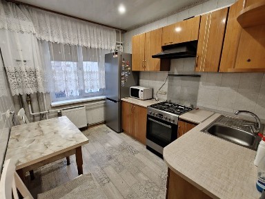 Здам 3к з Індивідуальним опаленнямна Пирогова