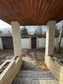 Продам 2-этажный дом в Черноморке, участок 10 соток с документами