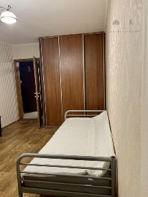 Продам 3к квартиру с ремонтом ул. Старицкого