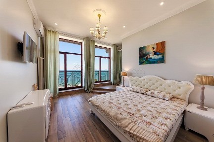 Аренда 3-комнатной квартиры 150 м², Гагаринское Плато ул., 5/3