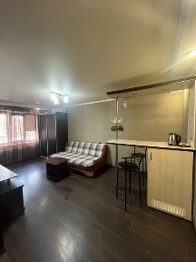 Продається однокімнатна на рудані