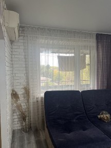 Продам 3-кімнатну квартиру з ремонтом та меблями, вул. Медична