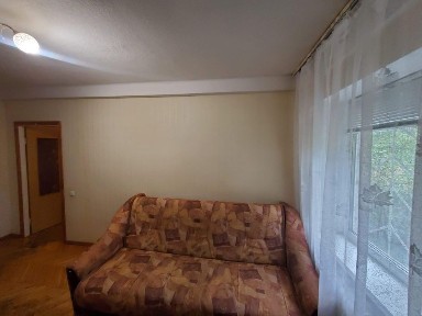 Здається 2 кімнатна квартира Дарниця метро 5 хв пішки